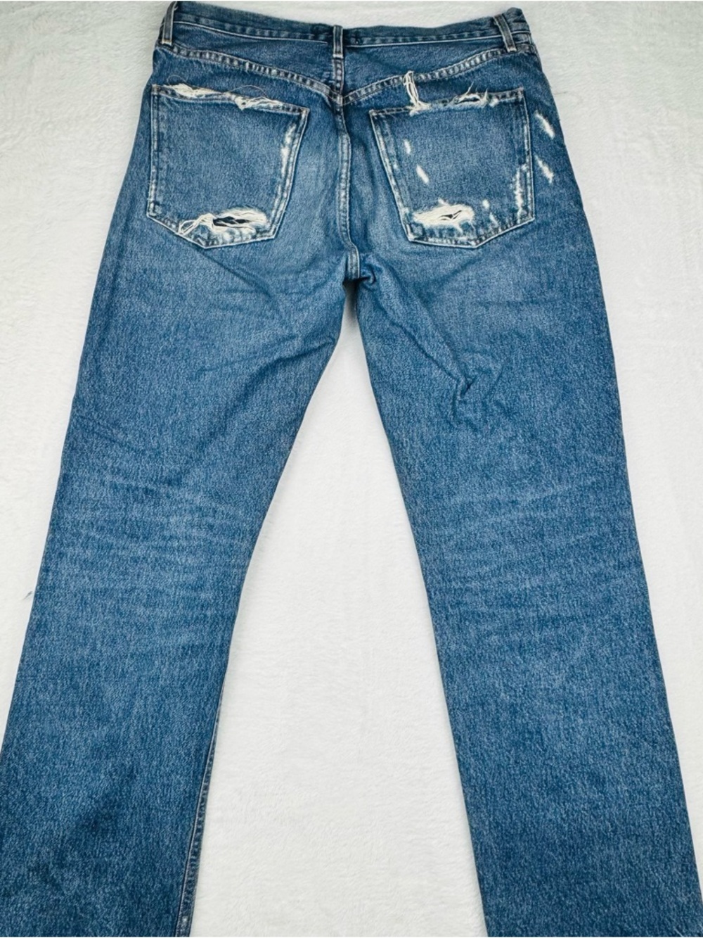 AGOLDE 90's High Rise Loose Fit jeans in a distressed blue wash. Size 29. - Picture 8 of 10